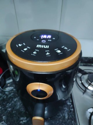 Freidora de aire sin aceite MIUI