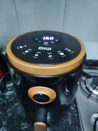 Freidora de aire sin aceite MIUI
