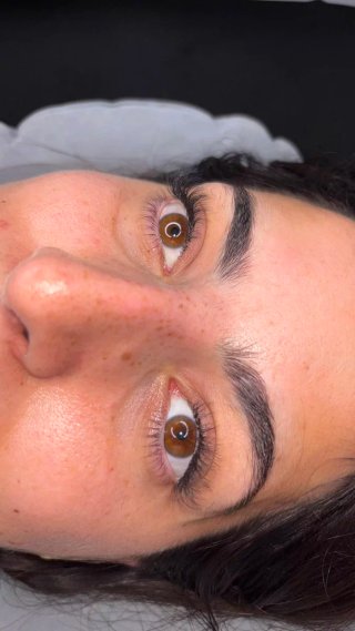 extension de pestañas y cejas