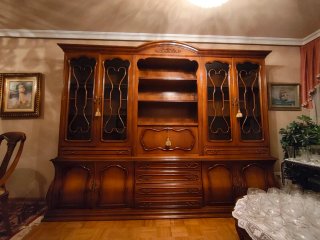 Mueble de salón clásico madera