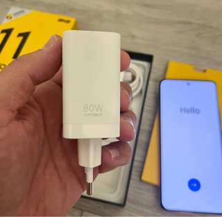 Realme 11 Pro+ 5G Cargador y Cable