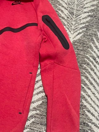 Sudadera Nike Tech