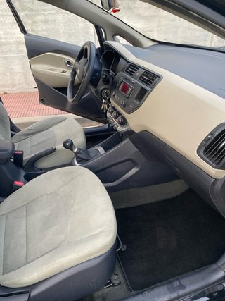 KIA Rio 2012