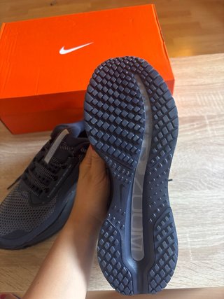 Nike Pegasus Premium Negro/Gris