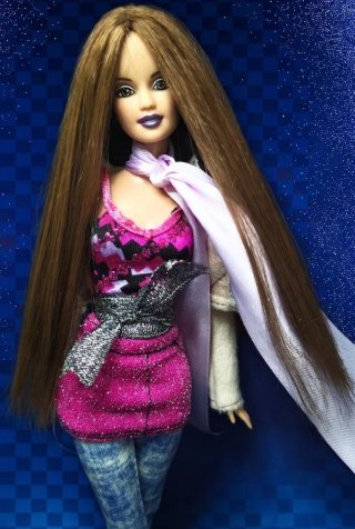 Barbie Teresa Jewels 2000