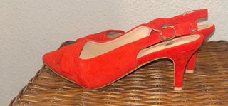 Zapatos destalonados efecto antelina