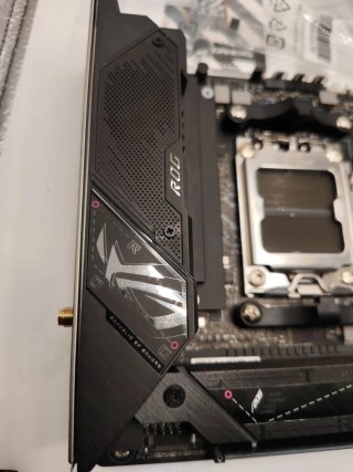 Placa Base ASUS ROG Strix B650E-I Gaming WiFi