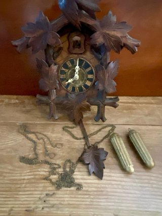 Antiguo Reloj de Cuco Selva Negra