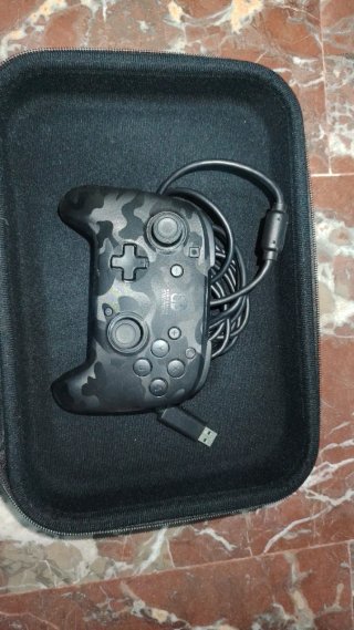 Nintendo Switch Negra + Accesorios