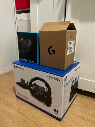 Volante con pedales y Palanca Logitech G29/G920