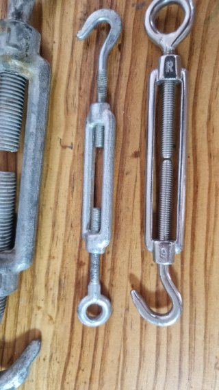 4 Tensores de ferretería (gancho y argolla)