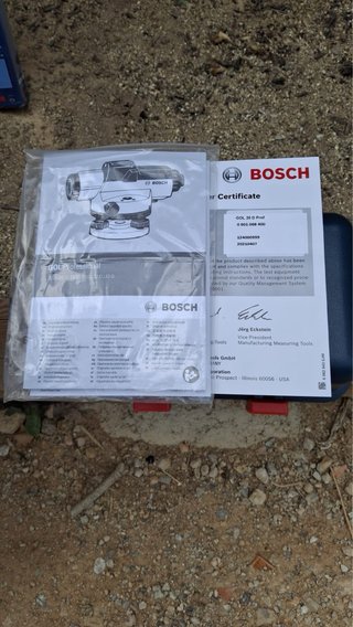 Nivel Óptico Bosch GOL 20 D + Trípode BT 160+regla