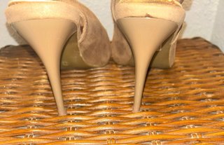 Zapatos salón destalonados