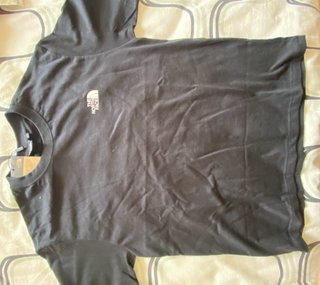 Camiseta The North Face Negra