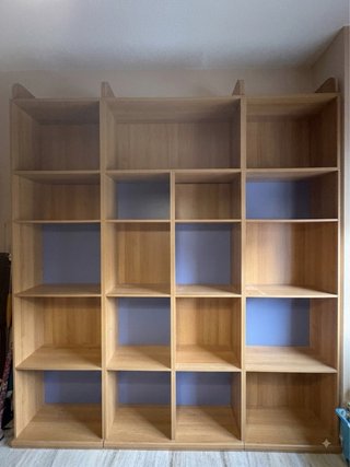 Estantería de madera modular