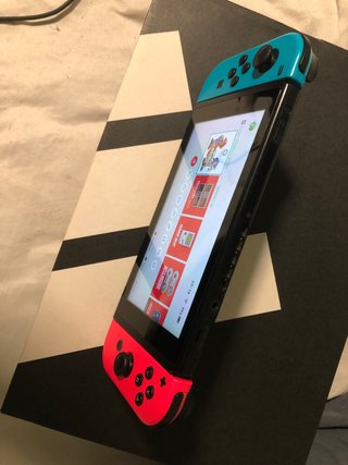 Nintendo Switch V2 + Accesorios + Juego