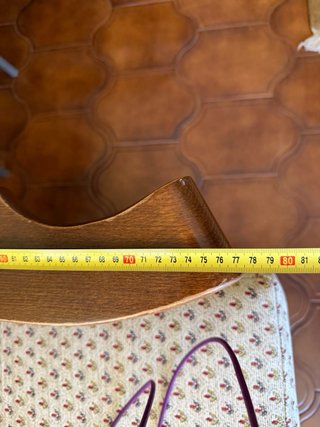 Sofá y sillón de madera tapizado