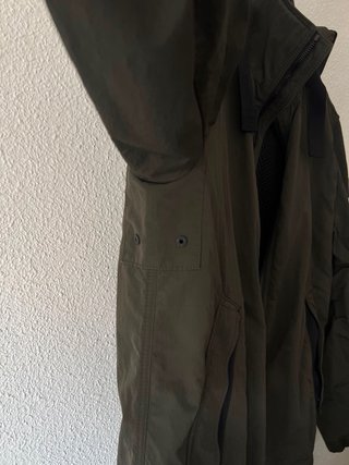 Chaqueta Hugo Boss impermeable verde M
