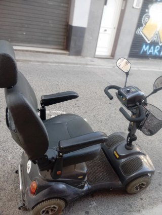 Scooter Eléctrico Movilidad Gris Oscuro