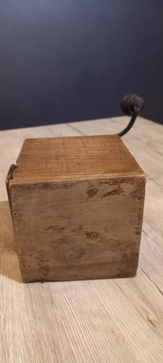 Macina Caffè Vintage in Legno e Metallo