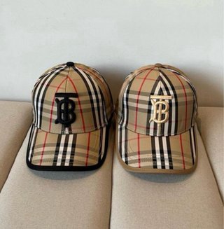 Gorra Burberry nueva