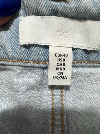 Shorts vaqueros H&M mom azul claro talla 40