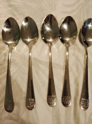 Set de cubiertos de acero inoxidable