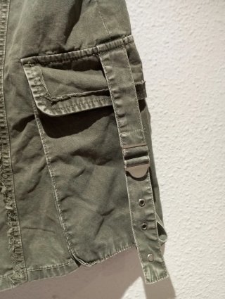 Mono palabra de honor Pull&Bear caqui Talla L