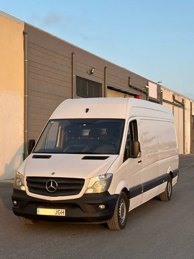Mercedes-Benz Sprinter 2015 - foto 1