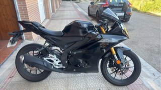 Yamaha YZF R125 2026 Negra
