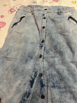 Vestido vaquero desgastado sin mangas