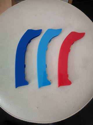 Clip Rejilla BMW E90 E91