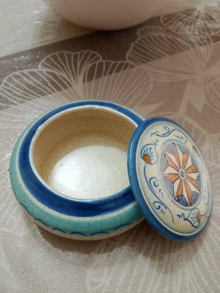 Portaoggetti ceramica decorato