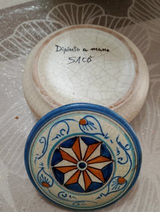 Portaoggetti ceramica decorato