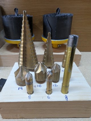 Lote Brocas Carpintería y Metal + Soporte