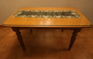 Mesa de salón madera y cristal