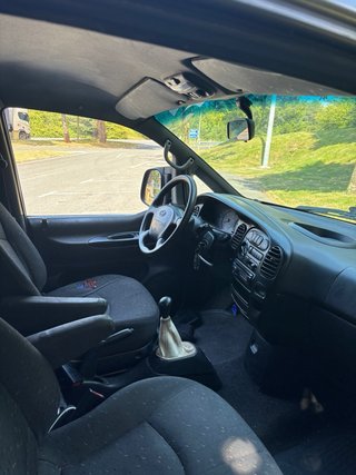 Hyundai H-1 2001
