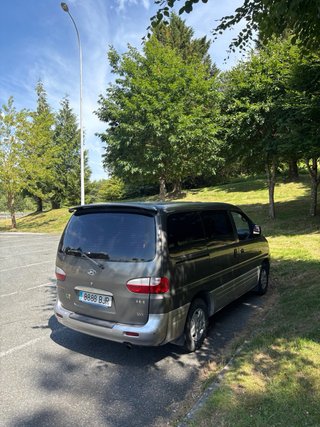 Hyundai H-1 2001