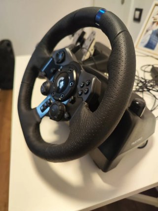 Volante Logitech G923 con Pedales y Palanca