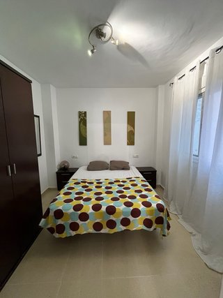 Se alquila apartamento