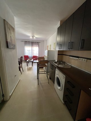 Se alquila apartamento