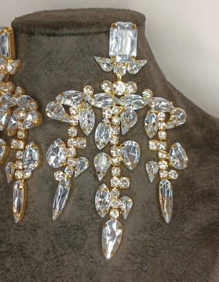 Pendientes Maxi Lágrimas Zirkonias con base dorada