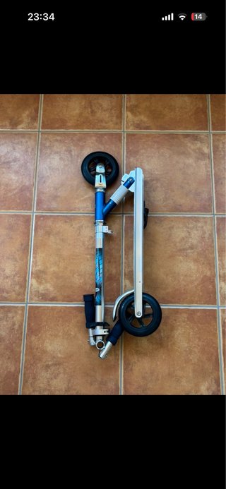 Patinete Hy-sports plegable azul y negro