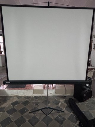 Proyector Canon LV-7265 + Pantalla Projecta 72