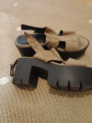 Sandalias romanas bloque beige