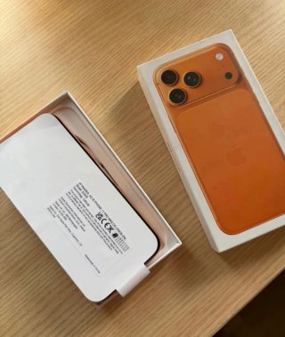 iPhone 17 Pro Max Naranja + Apple Care+