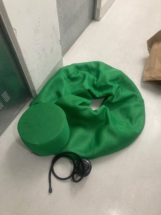 Puff inflable IKEA BRÄNNBOLL verde