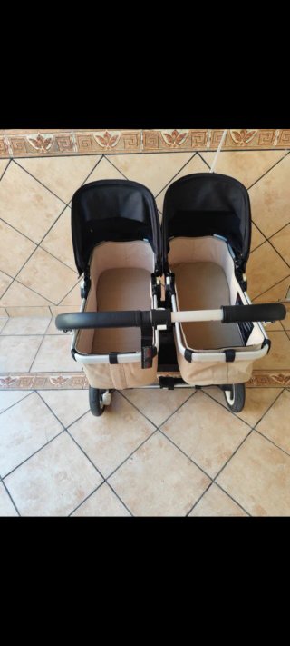 Bugaboo Donkey gemelar. 2 capazos + 2 sillas