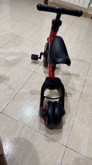 Triciclo infantil 2-4 años