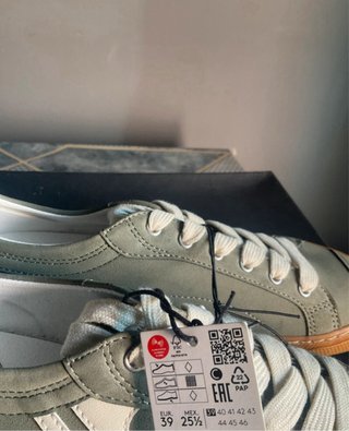 Zapatillas deportivas chico nuevas